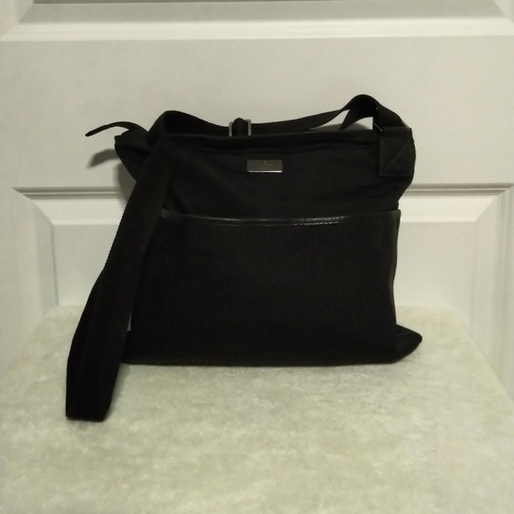 Authentic Gucci Crossbody Purse - Picture 1 of 9